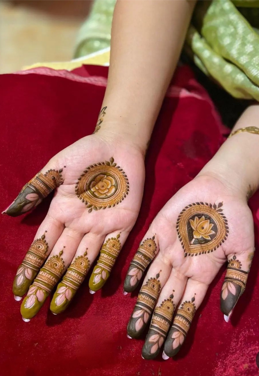 Portrait mehandi palms — Shimla bridal henna